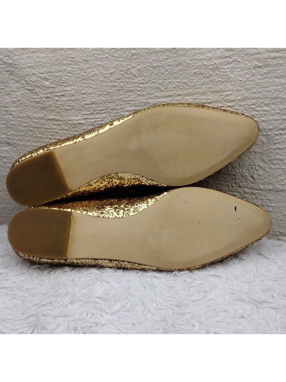 Talbots Gold Glitter Metallic Closed Almond Toe Slip On Leather Lined Flat Shoe - Picture 7 of 16